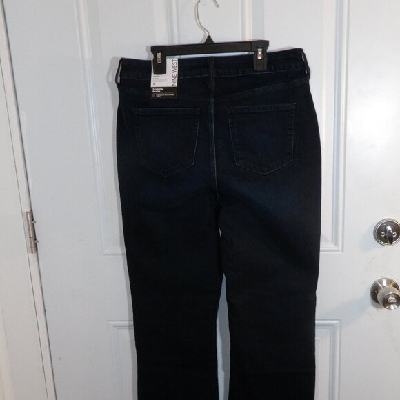 Share Nine West Curvy Bootcut High Rise Dark Wash Sculpting Stretch Jeans Size 1 - Picture 5 of 6